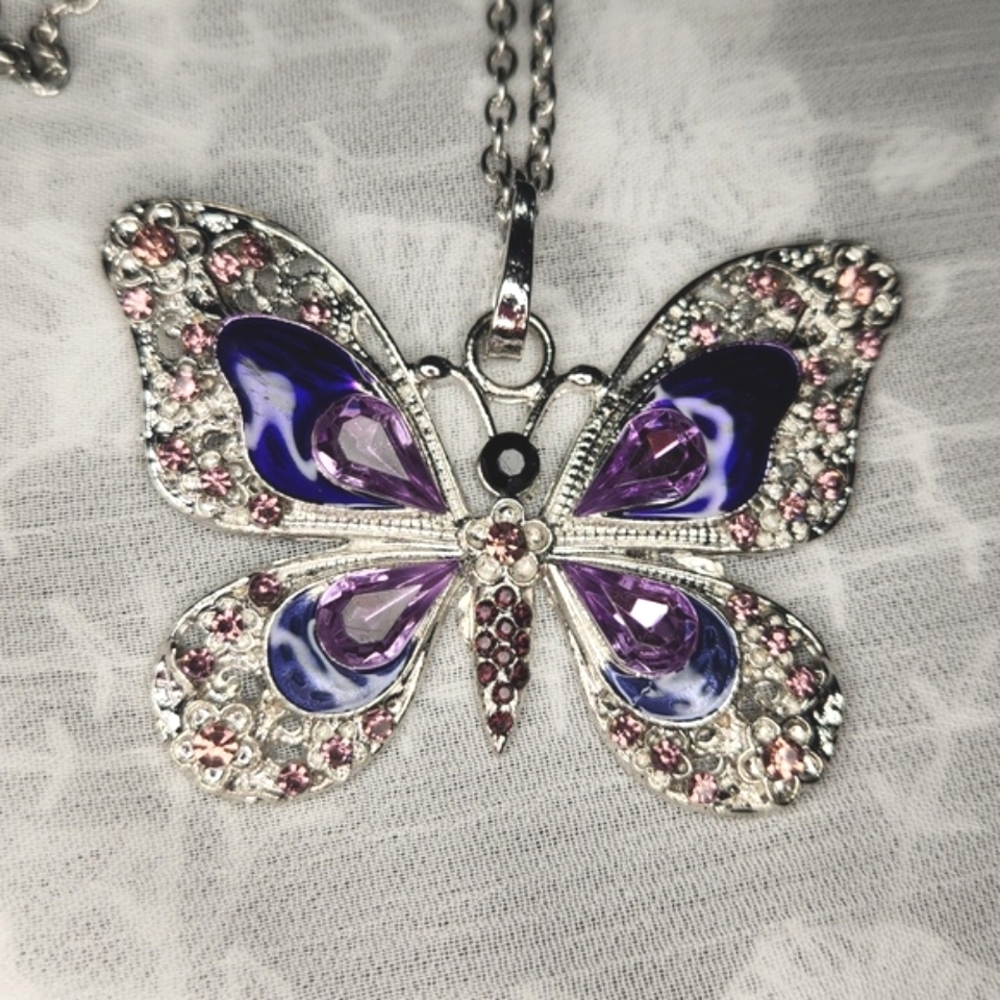 Purple Butterfly 🦋 💜 Necklace